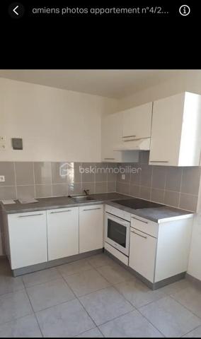 ✨Investisseurs contactez moi rapidement !

Immeuble de rapport clé en main, aucun travaux à prévoir. 
Ensemble immobilier composé de 5 logements : 1 studio et 4 T2 loués. 
Un garage, une cour commune très propre. 
Pas de copropriété.
Chauffage électrique. 
DPE en cours. 
Taxe foncière : 3476€

✨À saisir rapidement ✨
☎️ 07-86-31-59-48