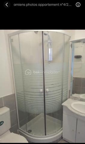 ✨Investisseurs contactez moi rapidement !

Immeuble de rapport clé en main, aucun travaux à prévoir. 
Ensemble immobilier composé de 5 logements : 1 studio et 4 T2 loués. 
Un garage, une cour commune très propre. 
Pas de copropriété.
Chauffage électrique. 
DPE en cours. 
Taxe foncière : 3476€

✨À saisir rapidement ✨
☎️ 07-86-31-59-48