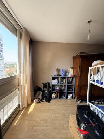 Apt T4 balcon