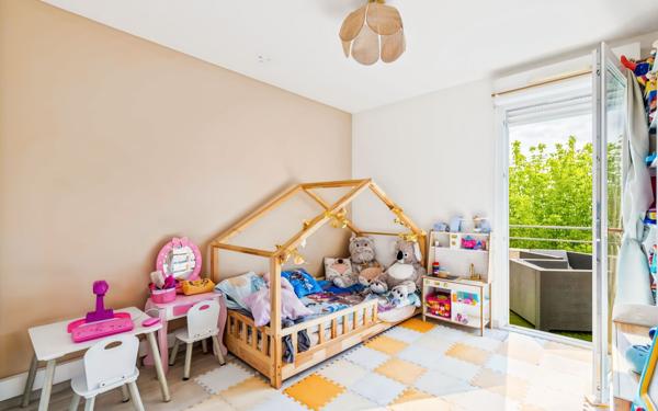 Appartement à vendre    3 pièces • 64 m2 Saint-Laurent-du-Var