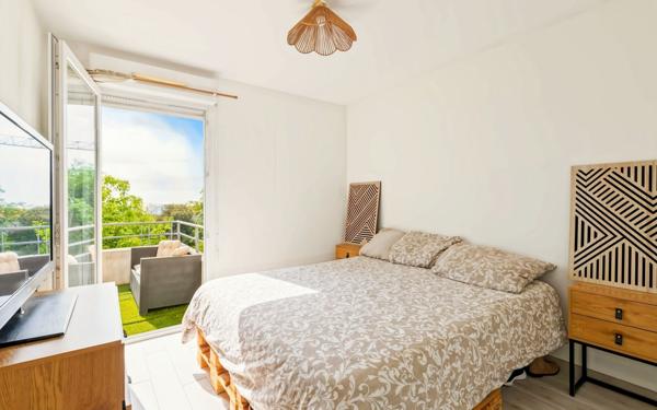 Appartement à vendre    3 pièces • 64 m2 Saint-Laurent-du-Var