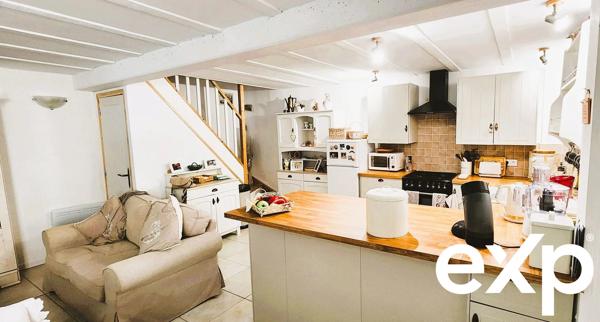 Maison de village en parfait état et caractère