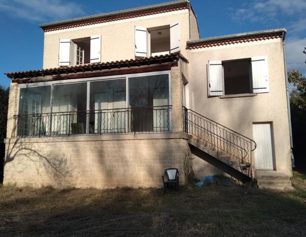 MAISON DE 122m2 3 CHAMBRES IDEALE POUR UNE FAMILLE