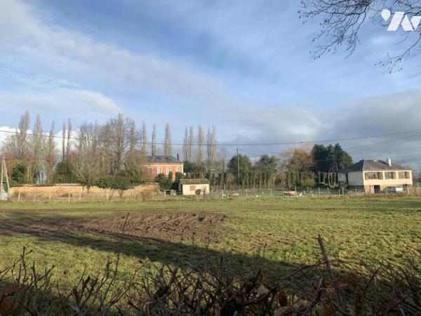 GRANDCAMP PROCHE BERNAY 1 PARCELLES A BATIR 1550m²