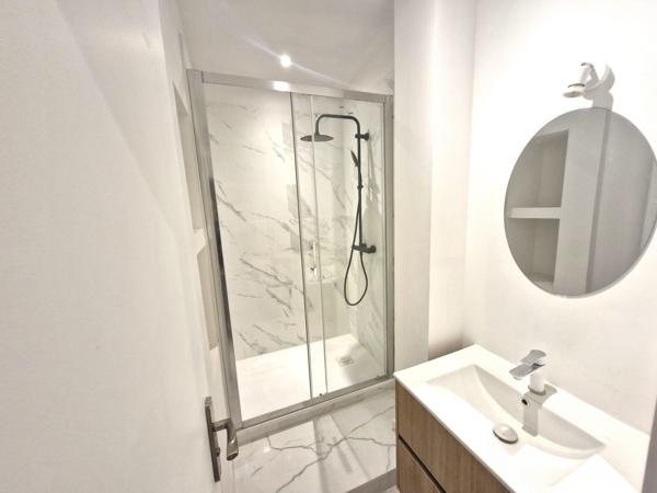 T2 entièrement rénové et balcon