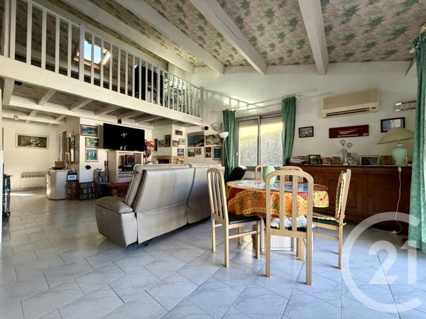Maison à vendre  4 pièces - 106,63 m 2   AGDE  - 34