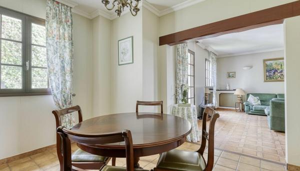 Maison spacieuse à Nanterre Mont-Valérien