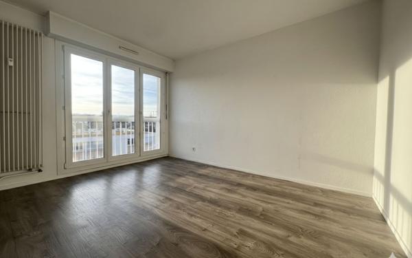 Appartement à vendre    2 pièces •  Nancy