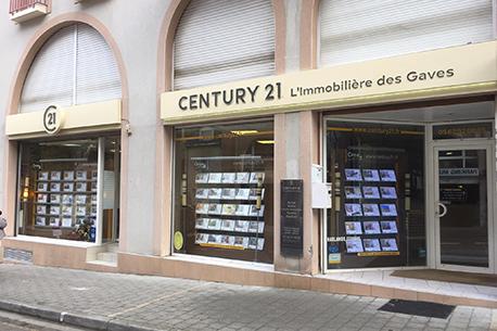 Appartement F4 à vendre  5 pièces - 100,10 m 2   CAUTERETS  - 65
