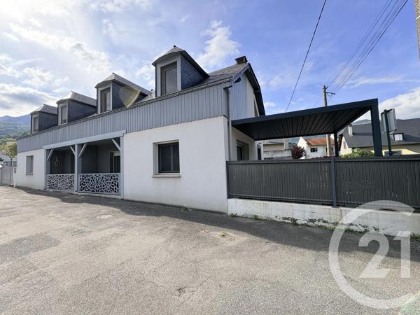 Appartement F4 à vendre  5 pièces - 100,10 m 2   CAUTERETS  - 65