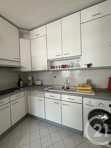 Appartement F4 à vendre  5 pièces - 100,10 m 2   CAUTERETS  - 65