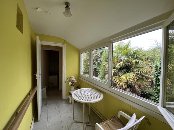 Intra Muros MAISON EN PIERRE sur jardinet