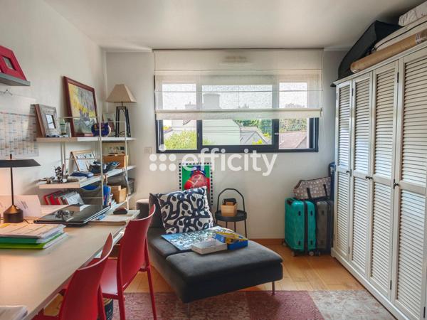 Maison
         6 pièces
        - 181 m² Bien prestige 828 000 € *