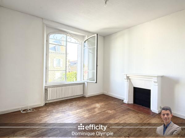 Maison
         6 pièces
        - 135 m² Exclusivité 210 000 € *