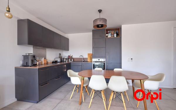 Appartement à vendre    3 pièces • 71,64 m2 Lyon 2