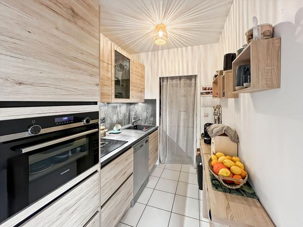 Appartement Latresne 3 pièces 63.5 m2 avec terrasse 