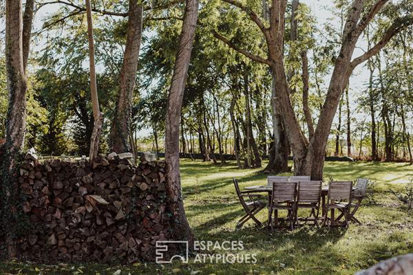 Bâtisse XVIIIème totalement rénovée avec couloir de nage