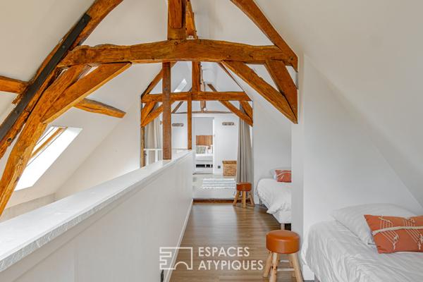 Bâtisse XVIIIème totalement rénovée avec couloir de nage