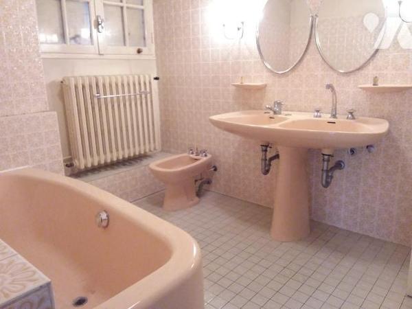 CHARME ET AUTHENTICITE POUR CETTE MAISON BOURGEOISE EN COEUR DE VILLE
BELLE DEMEURE ET SES DEP...