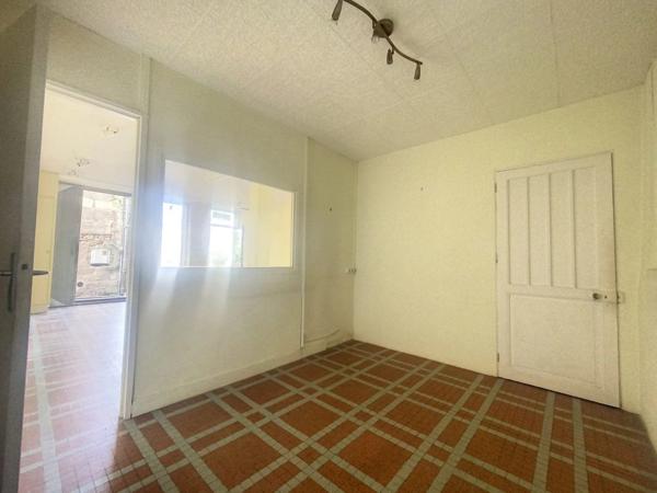 Location Fonds de commerce 2 pièces à Le Bugue