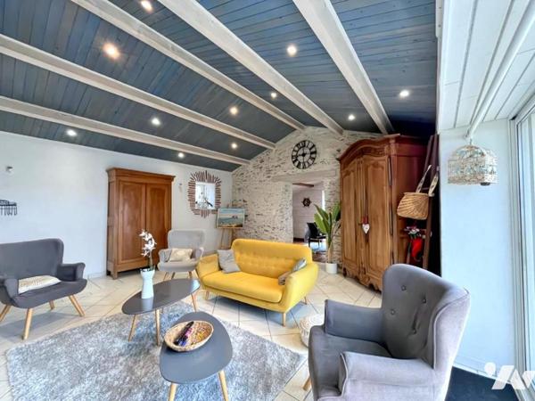 ST MICHEL CHEF CHEF, maison de charme aux beaux volumes