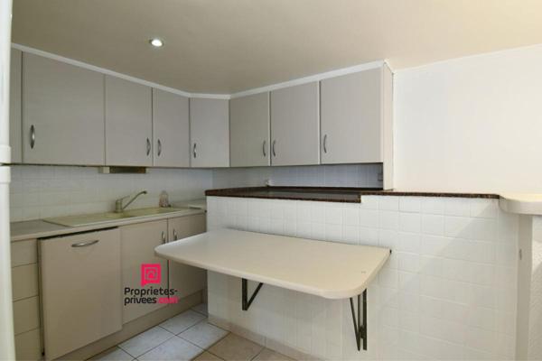 Lyon 3 - Rue Duguesclin - T2 de 42 m2 avec entrée indépendante