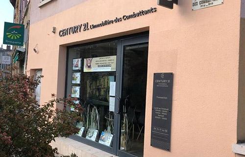 Maison à vendre  6 pièces - 125,70 m 2   JASSANS RIOTTIER  - 01