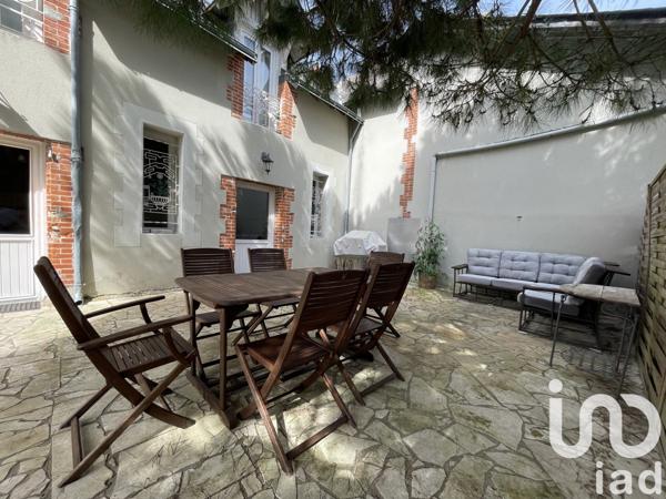 Domaine 16 pièces de 765 m² à Saint-Avertin (37550)