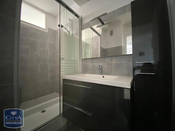 Appartement à louer 3 pièces 55.47m²