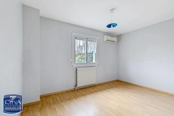 Maison à vendre 5 pièces 108.85m² Sainte-Foy-lès-Lyon (69110)