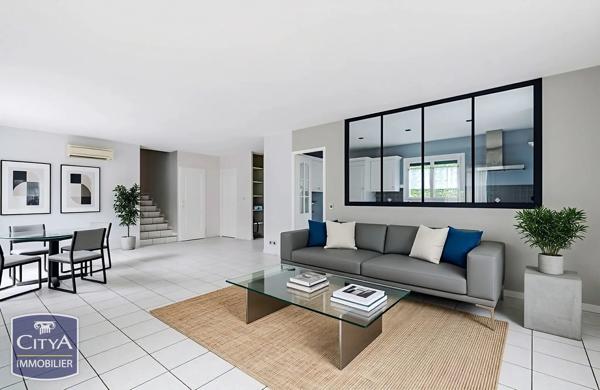 Maison à vendre 5 pièces 108.85m² Sainte-Foy-lès-Lyon (69110)