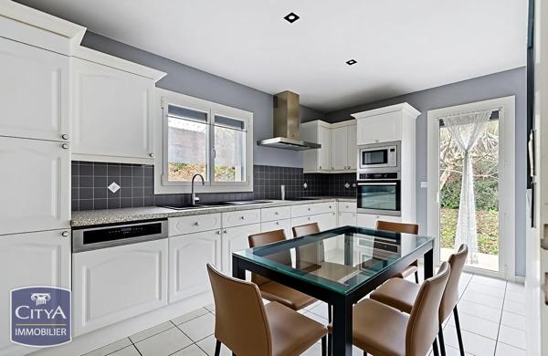 Maison à vendre 5 pièces 108.85m² Sainte-Foy-lès-Lyon (69110)
