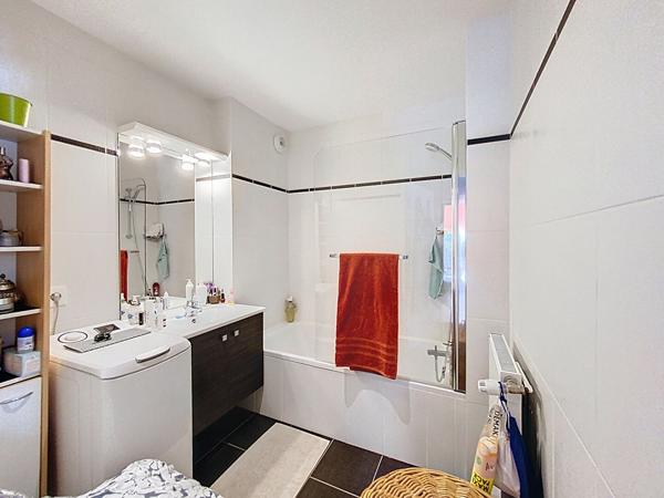 Appartement à vendre Bordeaux - 3 pièces, 63m² avec 2 chambre(s) à 371 000€ - AJP Immobilier Bordeaux Chartrons