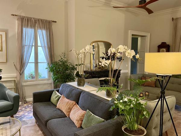 Rare Opportunité d’Affaires : Resort Gay Haut de Gamme – Murs et Fonds de Commerce à Vendre