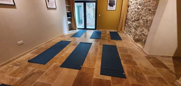 Rare Opportunité d’Affaires : Resort Gay Haut de Gamme – Murs et Fonds de Commerce à Vendre