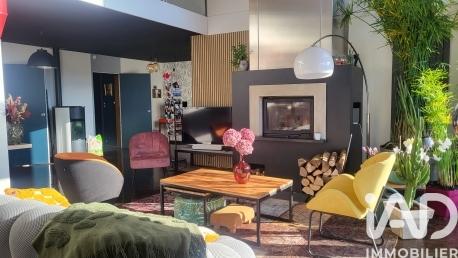 Maison à vendre 10 pièces 292 m² Ornans