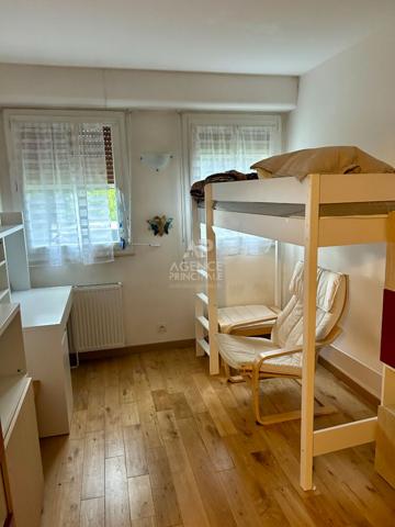 Appartement 4 pièce(s) €399 000 ** - Référence 4293