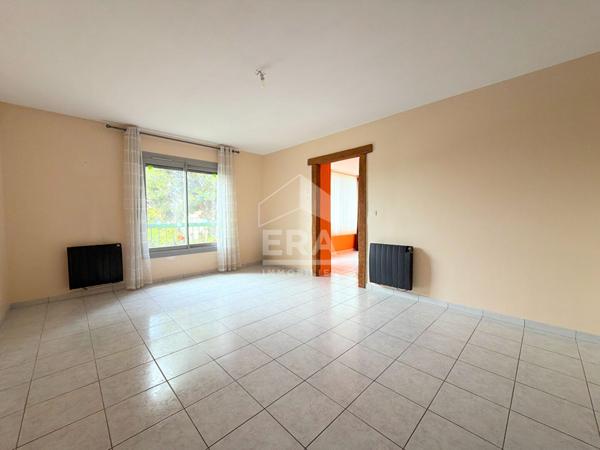 À VENDRE  84120 PERTUIS APPARTEMENT 3 PIÈCES AVEC LOGGIA, CAVE ET PLACE DE STATIONNEMENT