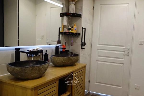 Maison de ville au coeur de la Provence