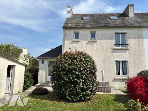 Maison a Vendre à BRIEC, en Finistère Sud (29), en Centre Ville, en EXCLUSIVITE, Maison d'habit...