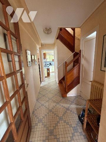 Maison a Vendre à BRIEC, en Finistère Sud (29), en Centre Ville, en EXCLUSIVITE, Maison d'habit...