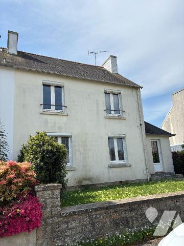 Maison a Vendre à BRIEC, en Finistère Sud (29), en Centre Ville, en EXCLUSIVITE, Maison d'habit...