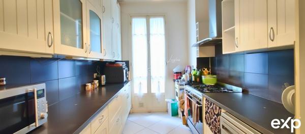 Rare en centre-ville – 3P, 81,35 m², petite copropriété, charges 56 €/mois