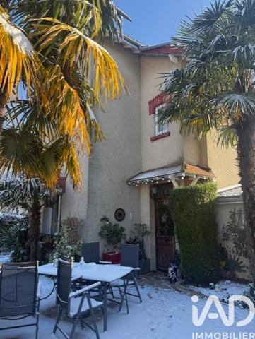 Maison à vendre 5 pièces 82 m² Garches
