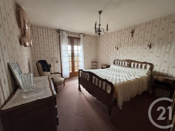 Maison à vendre  6 pièces - 135,81 m2 NEUILLY LE VENDIN - 53