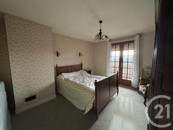 Maison à vendre  6 pièces - 135,81 m2 NEUILLY LE VENDIN - 53