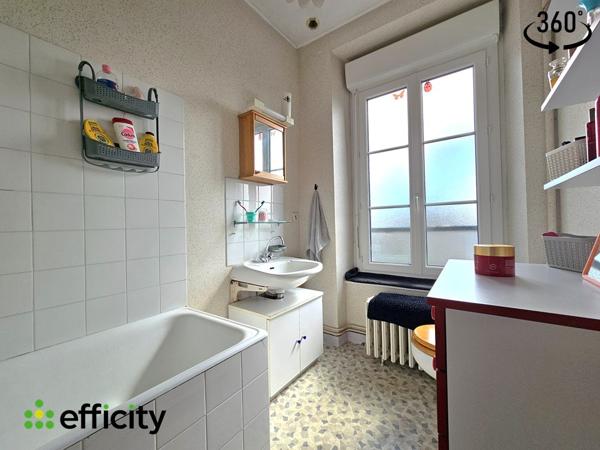 Maison 15 pièces - 253 m²