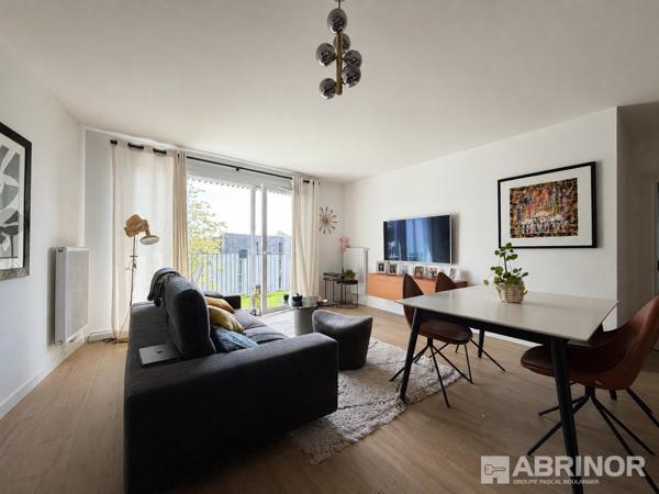 🏡 Appartement récent en dernier étage avec terrasse – Lille LILLE