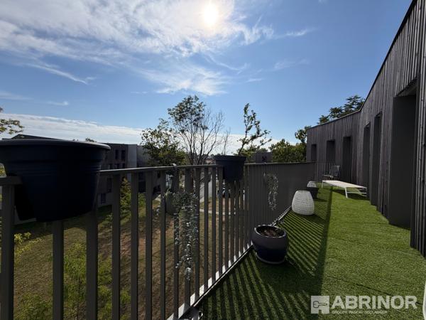 🏡 Appartement récent en dernier étage avec terrasse – Lille LILLE