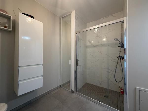 🏡 Appartement récent en dernier étage avec terrasse – Lille LILLE